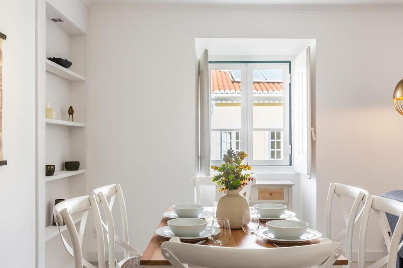 Stunning 2 Bedroom Apartment Near Belem ลิสบอน ภายนอก รูปภาพ